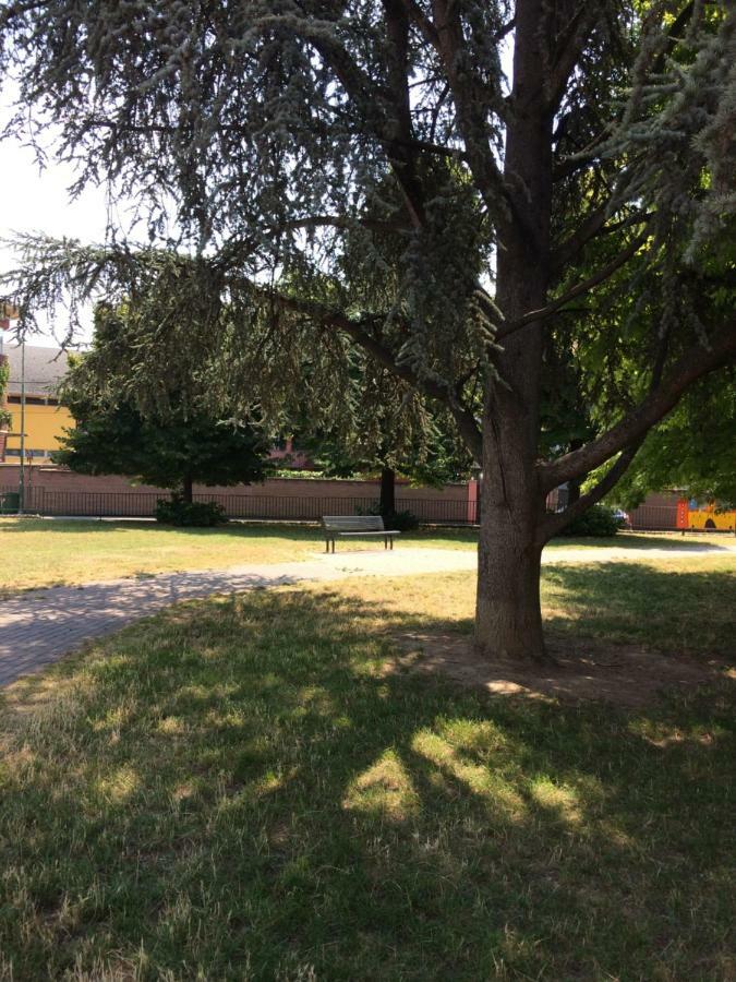 La Porta Nel Giardino Appartement Asti Buitenkant foto