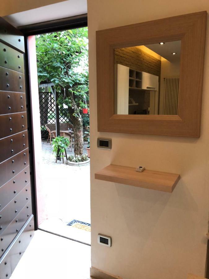 La Porta Nel Giardino Appartement Asti Buitenkant foto